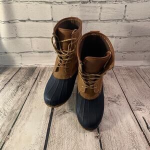 KHOMBU Women’s “Letty” Navy Duck Boots / Size: 7